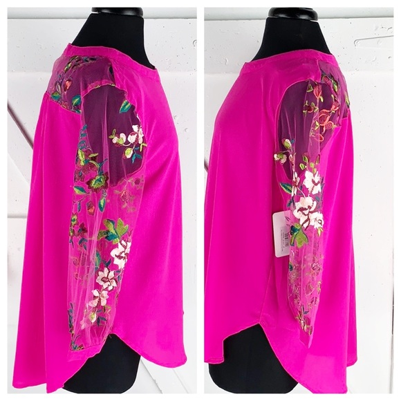 Umgee Best Shot Embroidered Mesh Top - Picture 2 of 8